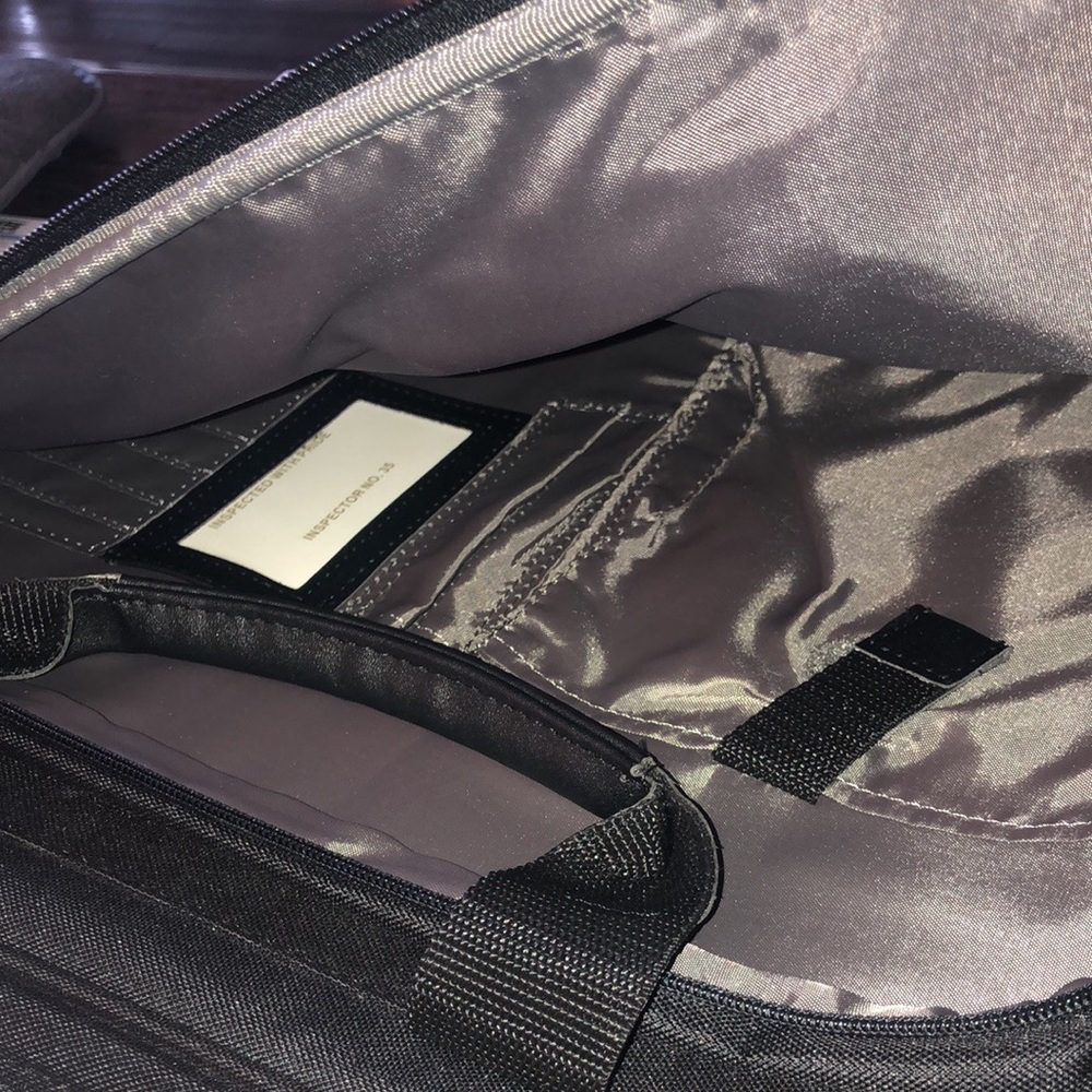 Thinkpad Executive Laptop Case - Picture 2 of 4